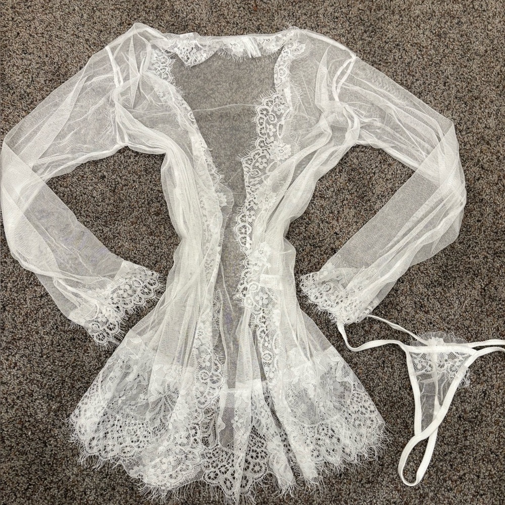 Elegant sexy sheer mesh coverup White Lace Lingerie Set robe with panty thong